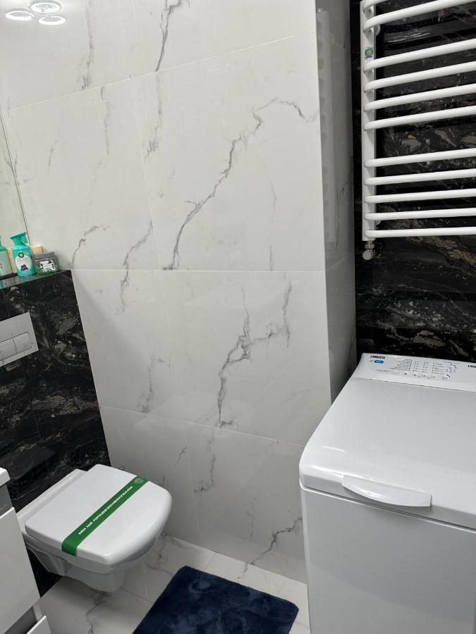 Appartamento Новобудова Сам Центр Вул Шевченка 60 Оперний 10Хв Leopoli Esterno foto